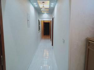 Three-Bedroom Apartment room in شقة بالمهندسين شارع غزة
