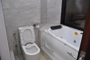 Sunset Boulevard, Grand Baie