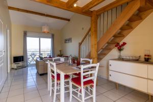 Appartements LaConciergerieJonzac, Appartement Belles Des Champs : photos des chambres