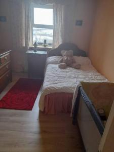 Grannys cottage, a lovely lakeside cottage