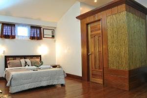 Cocoloco Beach Resort