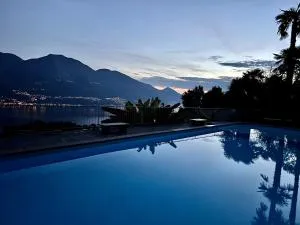 Wohnung mit Aussicht auf Lago Maggiore & Pool - Berzona