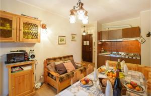 2 Bedroom Awesome Apartment In Aprica