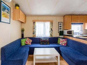 Mobile Home in La Londe-les-Maures with Terrace
