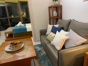 Fabulous Skyline KL Greenbelt Makati