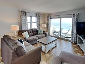 Regency Towers #801 West