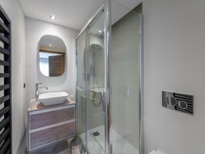 Appartement Neuf, Jardin Privé, 3 Chambres, Megève Mont dArbois - FR-1-569-73