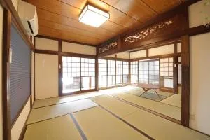 釣りスポットの松部漁港まで徒歩1分-ファミリー&釣り好きに大人気の宿 - Onjuku