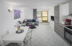 One-Bedroom Apartment In Vrsar