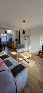 Appartements Entre les places, avec Parking Gratuit : photos des chambres