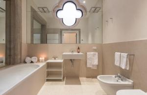 Scaleter - a fine luxury apartment in Palazzo with canal view