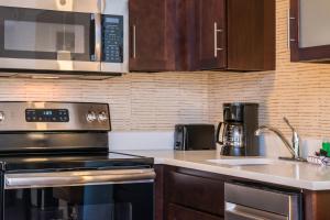 One-Bedroom King Suite with Sofa Bed room in Residence Inn by Marriott Decatur