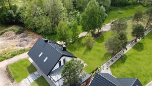 Domek ZOZO nad jeziorem w Okuniowcu