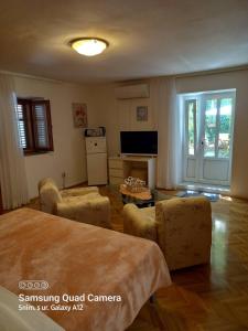 Room in Nerezine with balcony, Wifi 4827-5 