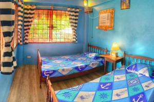 Beach House-Casita in Calatagan with pool ( for 6)