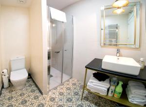 Cervantes 5 Collection Sefarad con terraza Delux