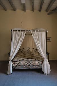 B&B / Chambres d'hotes L'Ancien Couvent Cahuzac : photos des chambres