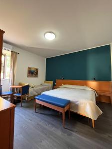 Triple Room room in Hotel d'Orleans