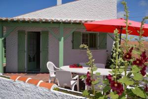 Maisons de vacances Maison de 4 chambres a La Tranche sur Mer a 500 m de la plage avec vue sur la ville jardin amenage et wifi : photos des chambres