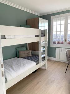 Appartements LE PETIT HAUSSMANNIEN 6 personnes CAMIERS : photos des chambres