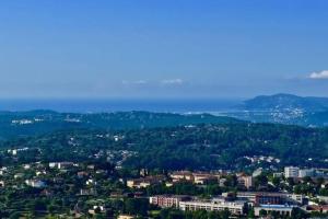 Appartements Grasse Centre-moderne-calme-vue mer-parking : photos des chambres