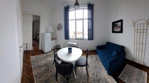 Weisz Apartment-City Center-Free Private Parking