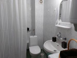 Quiet central studio