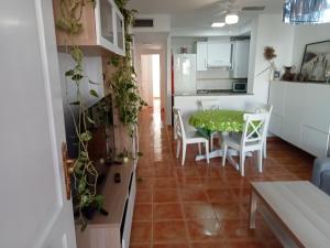 Precioso apartamento con piscina y garage