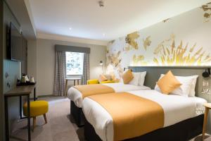 Standard Twin Room room in Innkeeper's Collection Edinburgh Dalkeith