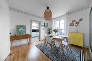 Appartements ⟬Cosy Blum 63⟭ Charmant et Accueillant ⁕Mansarde⁕ : photos des chambres