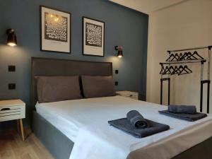 The Corfu Edit- Central apartment