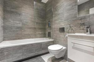 No.1 Universal House - Double Bedroom Apartment