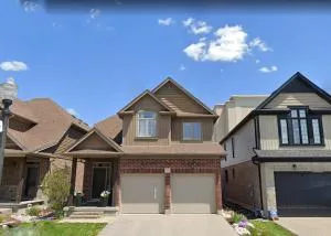 Executive House easy access to Kitchener-Waterloo, Cambridge, Toronto, walk to restaurants - واترلو