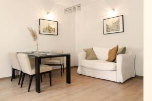 By the River and City Center - comfortable rooms