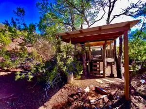 The Chi-Treehouse at Sunny Mellow Eco Villa - Mountainair