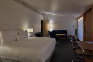 Casa Palacio PAREDES SAAVEDRA by ATRIO