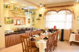 Green Garden Hotel & Restaurant