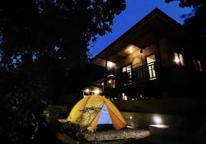 Native House with beautiful pool