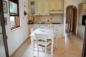 Villa Barbie between Terracina and Sperlonga, 400 mt from beach