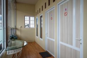 RedDoorz Syariah near Alun Alun Wonosobo 3