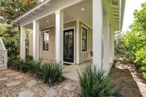 Cute little Cottage! Perfect Getaway! 2 Pools! SLEEPS 4! - 格雷顿比奇