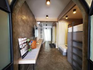 Many Days Hostel Bangkok