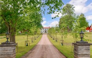 Nice Home In Skövde With Kitchen