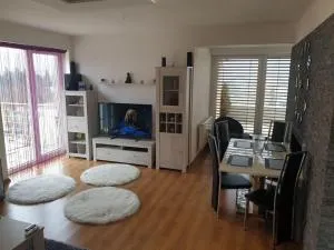 Mezonetovy Apartmán v centre Novej Dubnice - Pominovec