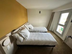 Hotels Hotel Akena Chauray-Niort : Chambre Lits Jumeaux