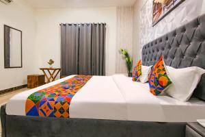 FabHotel Sky Lark Farm