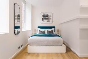2 Bed 2 Bath Apartment Off Regent Street