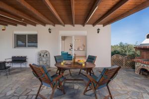 Villa Cleronomia, private pool, seaview,