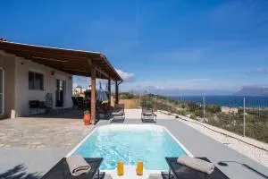 Villa Cleronomia, private pool, seaview, - Kharkhalianá