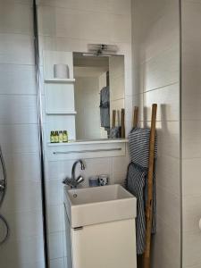 Hotels Hotel Eden - La Baigneuse : photos des chambres
